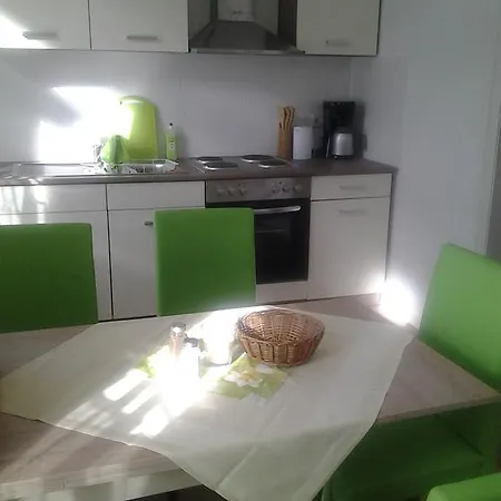 Гостевой дом Gaestezimmer In Lindenau