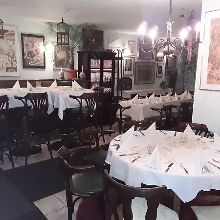 Gaestezimmer In Lindenau Pensión *